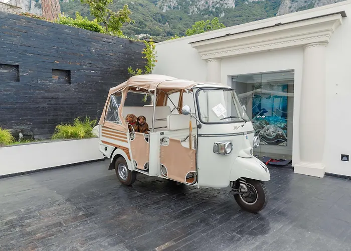 Marina Capri &SpaVilla